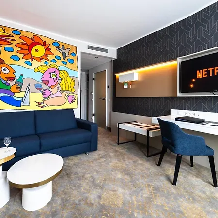 Hotel Western Premier Royal Blue