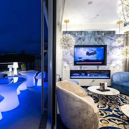 Western Premier Royal Blue - Adult Only Hotel