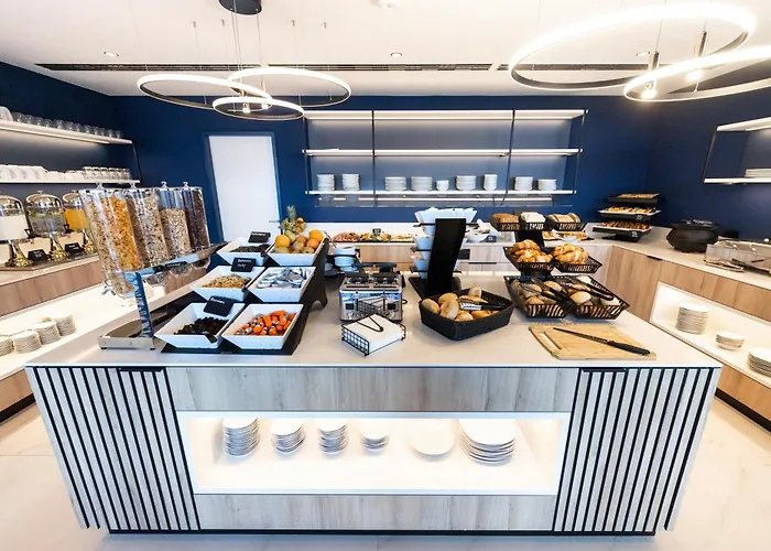 Western Premier Royal Blue - Adult Only لبسيا