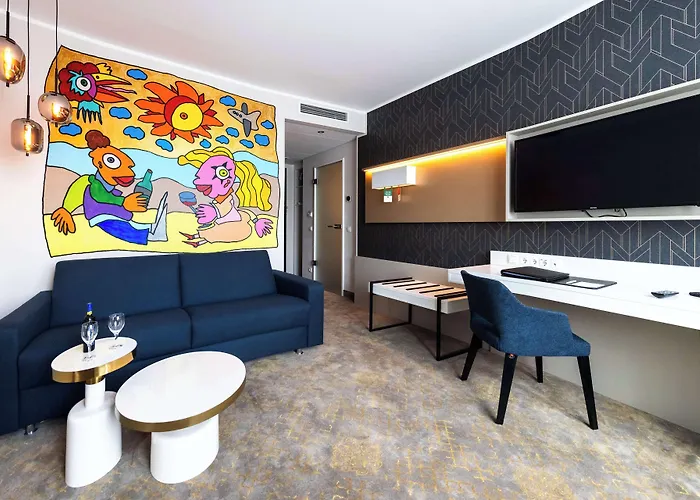 فندق Western Premier Royal Blue - Adult Only 4*