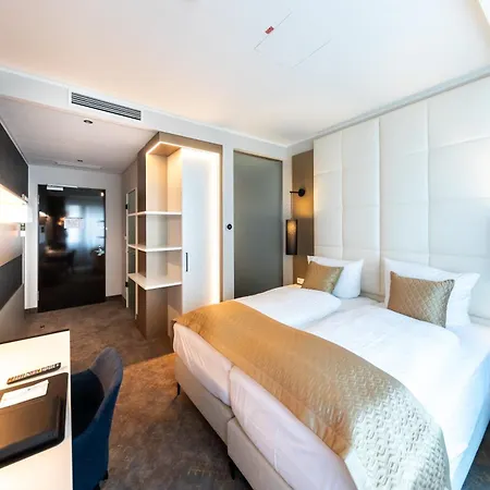 Hotel Western Premier Royal Blue
