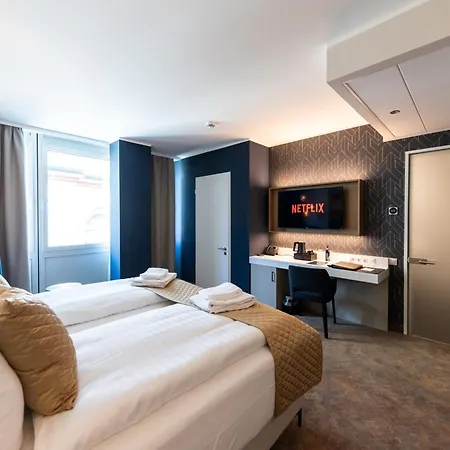 Hotel Western Premier Royal Blue