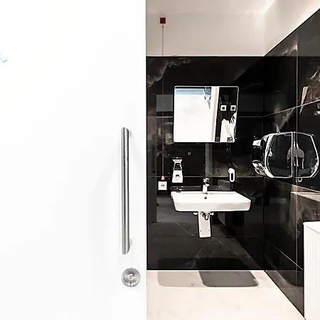 Hotel Western Premier Royal Blue - Adult Only