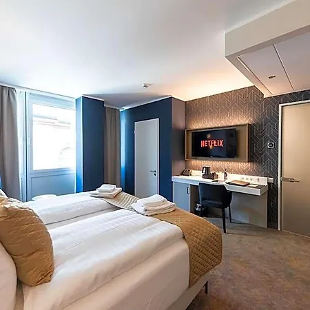 Hotel Western Premier Royal Blue - Adult Only 4*