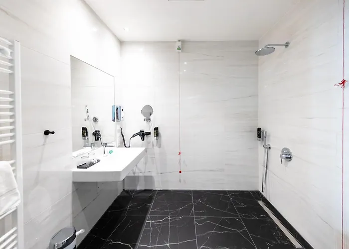 Western Premier Royal Blue - Adult Only Hotel