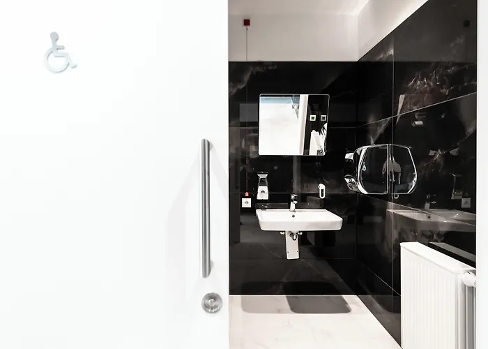 Western Premier Royal Blue - Adult Only Lipsk